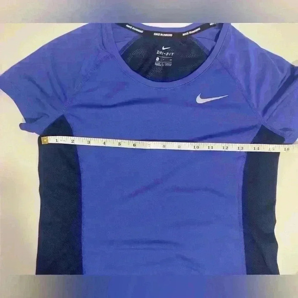 Nike Dri-FIT Miler Running T-Shirt, Women’s Small, Two Tone Violet and Navy Blue - Picture 4 of 8